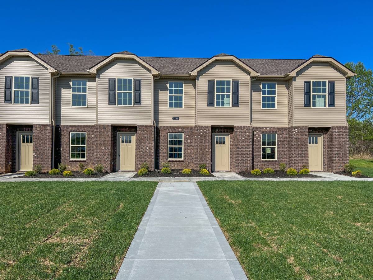 Apartment for rent at 1130 Pembroke Oak Grove Rd, Oak Grove, KY 42262