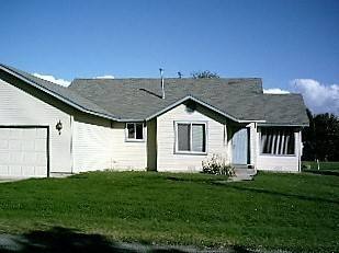 House for rent at 11046 Strahorn Rd, Hayden, ID 83835