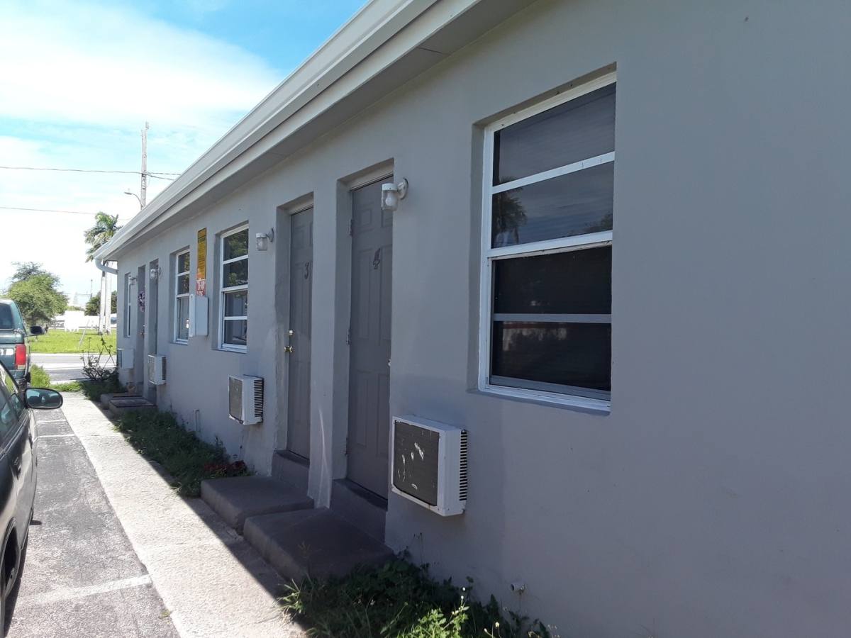 Apartment for rent at 539 NW 1st Ave, Hallandale, FL 33009