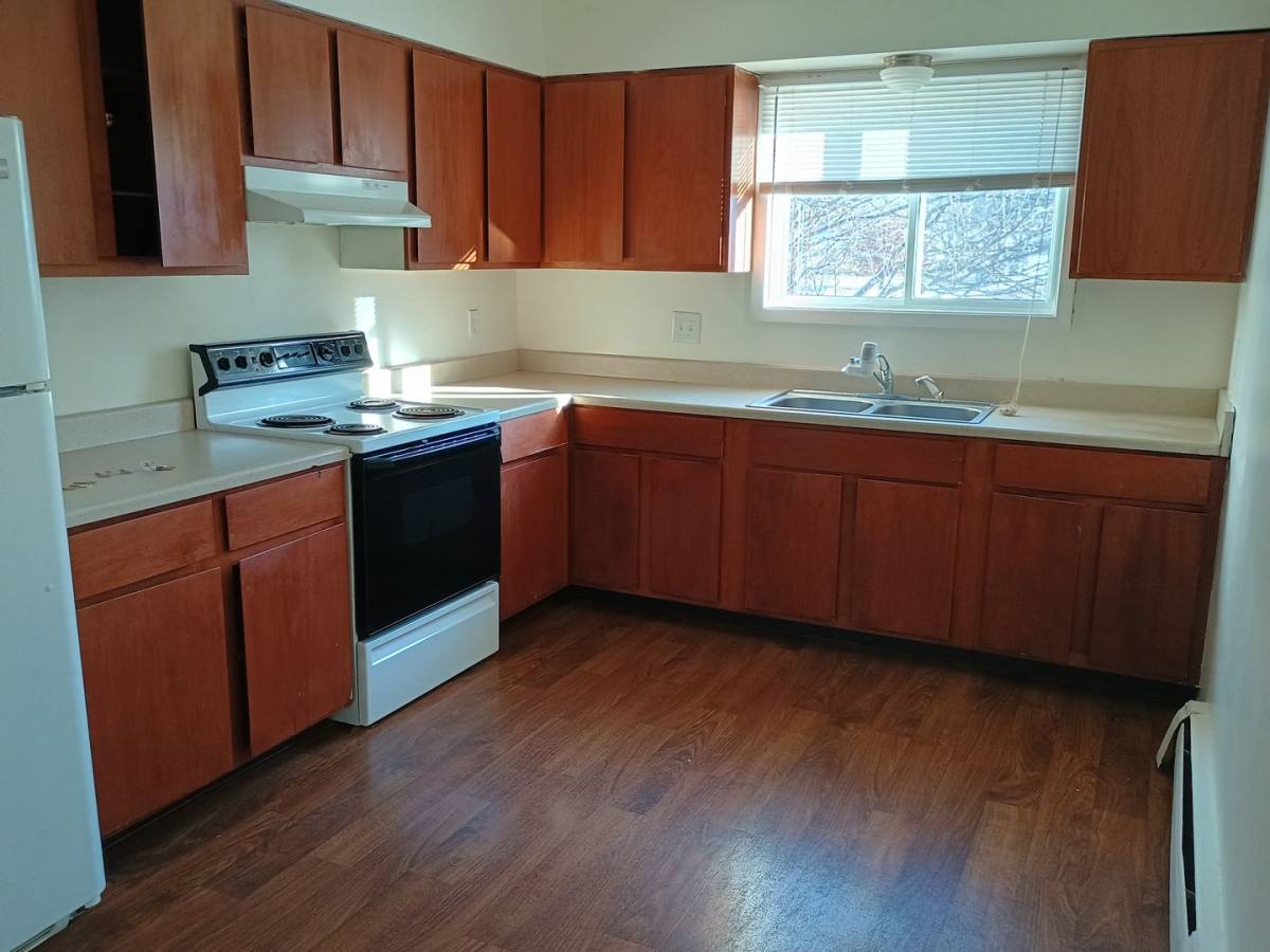 Apartment for rent at 1208 3rd Ave NE, Owatonna, MN 55060
