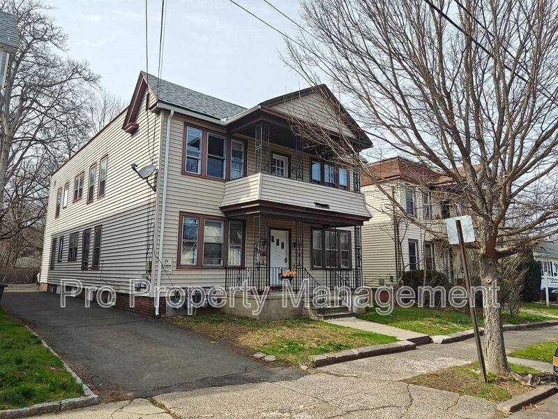 Apartment for rent at 102 - 104 Anthony St #2-L, New Haven, CT 06515