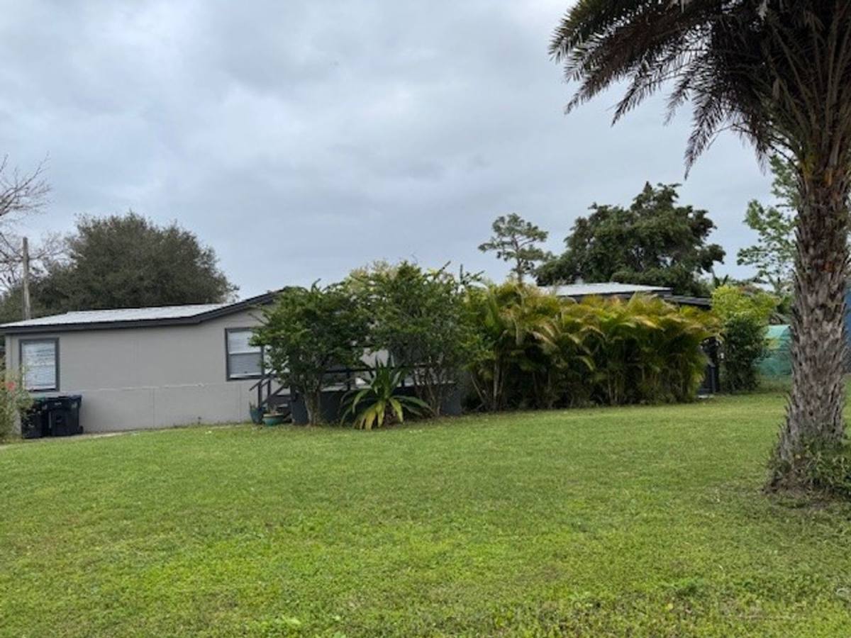 House for rent at 18541 15th Ave, Orlando, FL 32833