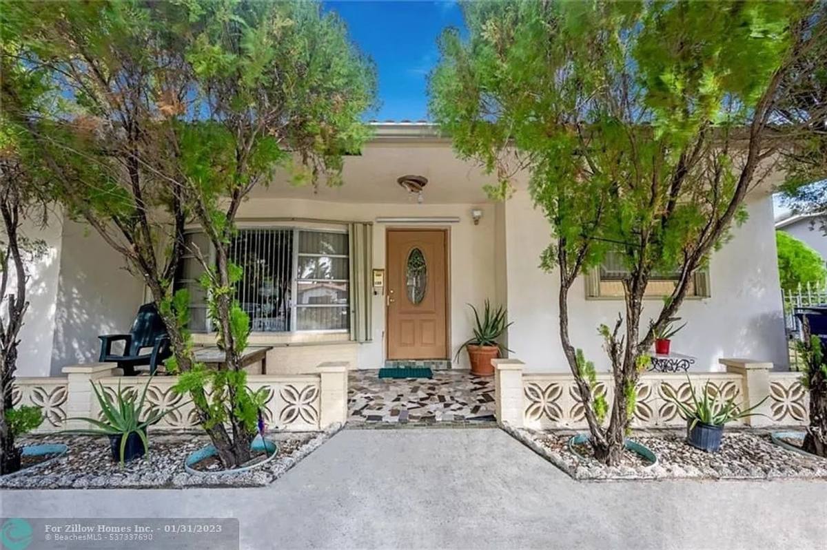 House for rent at 1109 NE 4th Court, Hallandale, FL 33009