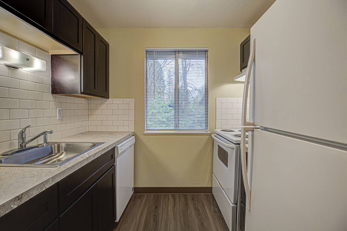 Apartment for rent at 9408 SW Allen Blvd, Portland, OR 97223