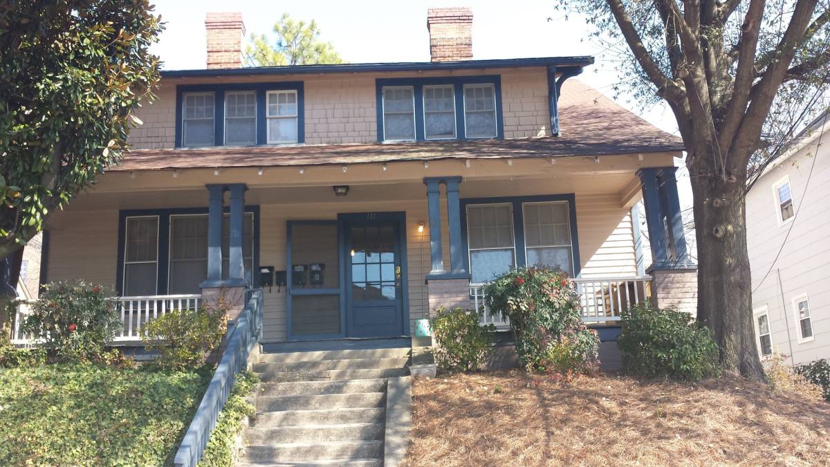 Apartment for rent at 111 S Spruce St, Winston Salem, NC 27101