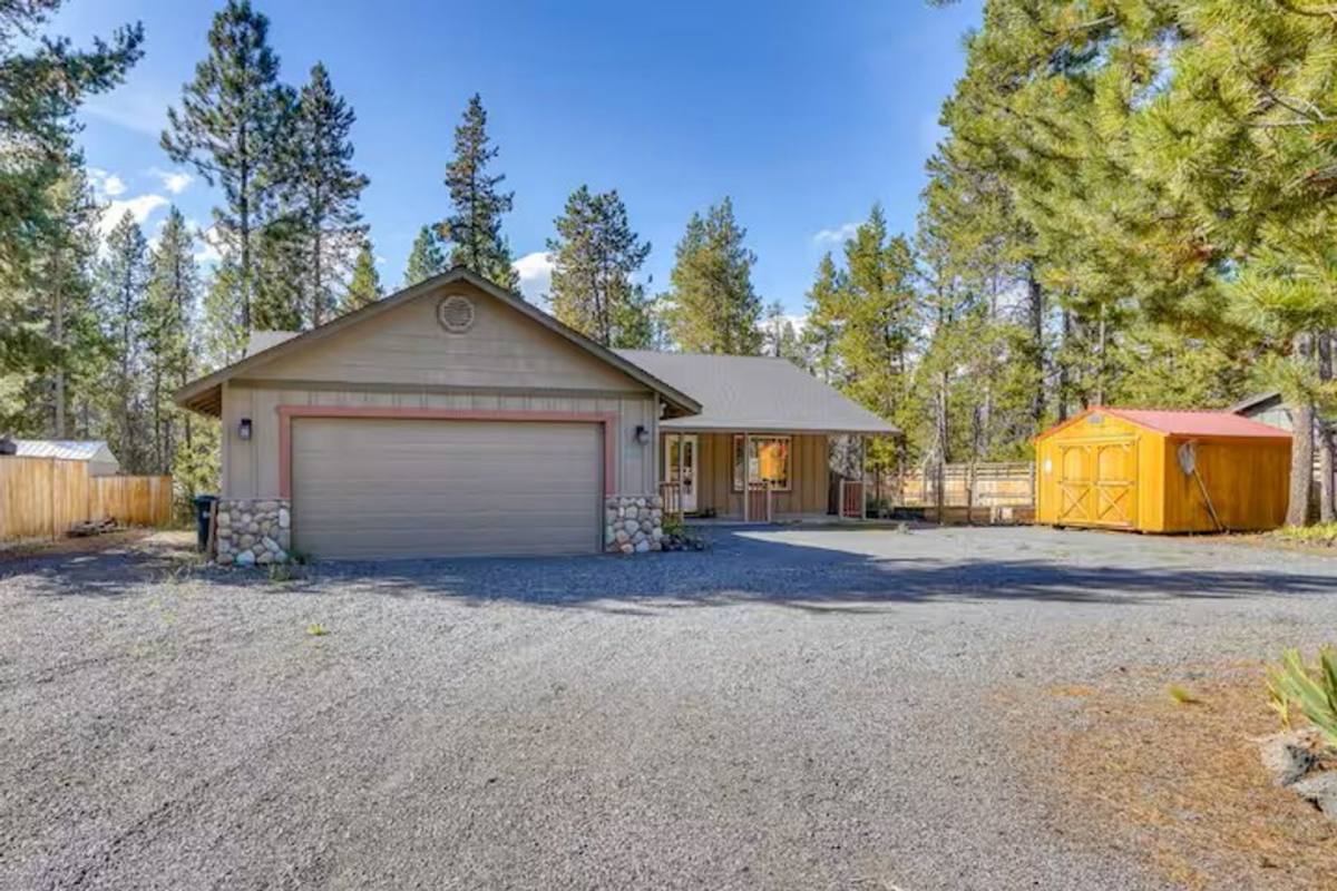 House for rent at 55803 Snow Goose Rd, Bend, OR 97707