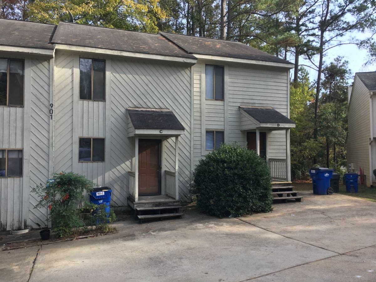 Townhouse for rent at 901 Hearthridge Court, Raleigh, NC 27609