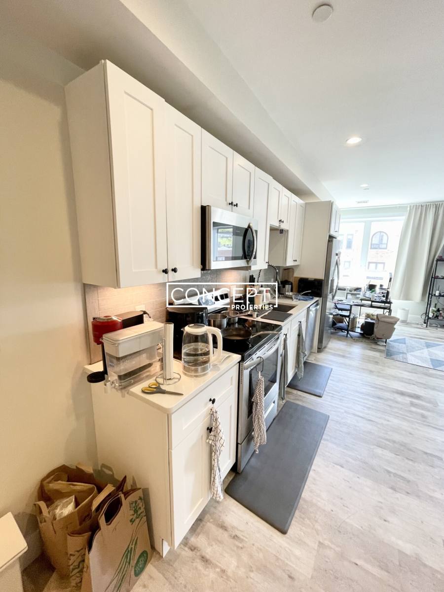 Apartment for rent at 1457 Tremont St, Roxbury Crossing, MA 02120