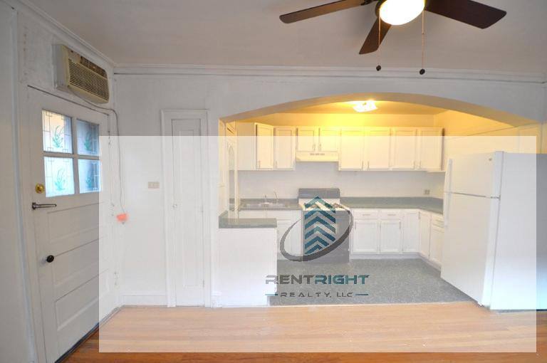 Apartment for rent at 4808 N Lowell Ave #1, Chicago, IL 60630