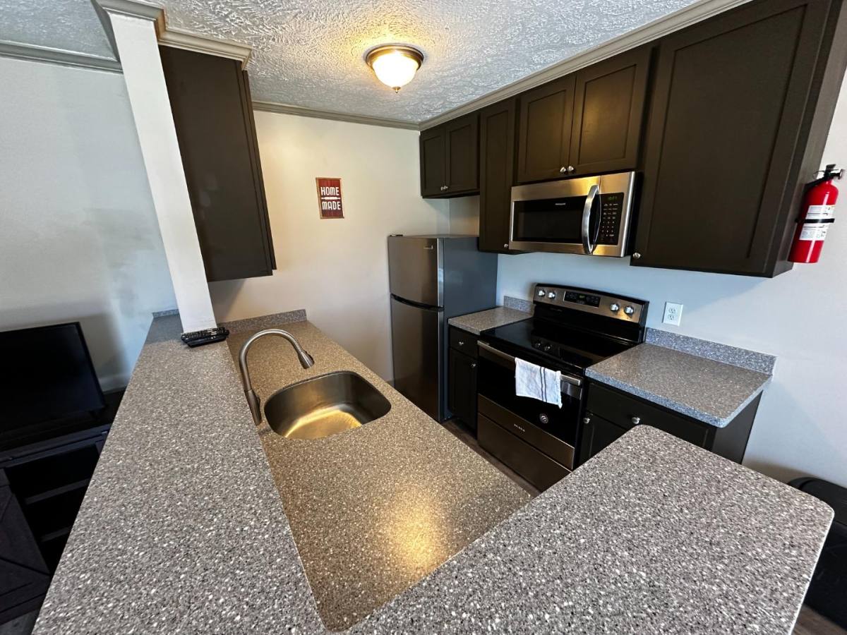 Apartment for rent at 5160 Linbar Dr 5164, Nashville, TN 37211