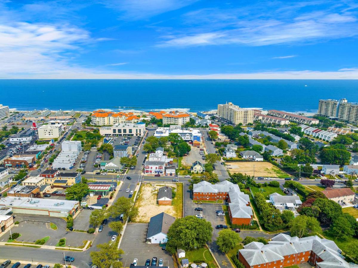 Apartment for rent at 6 W End Court #305, Long Branch, NJ 07740