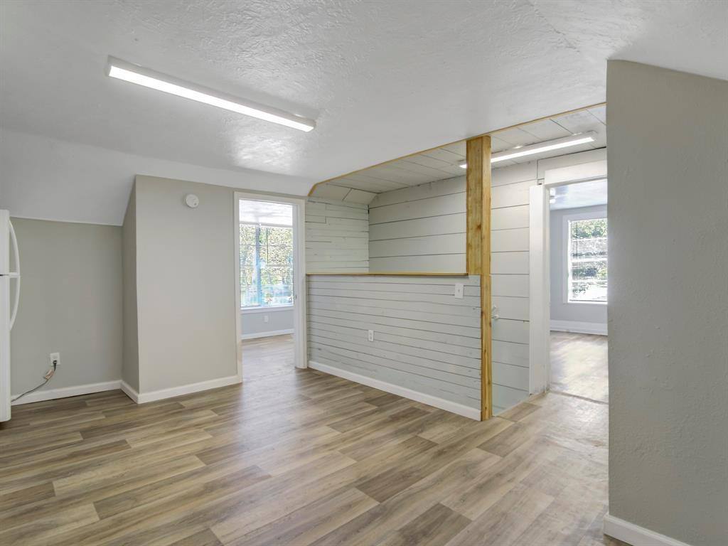 Apartment for rent at 313 N Beauregard St #1 Upstairs, Alvin, TX 77511
