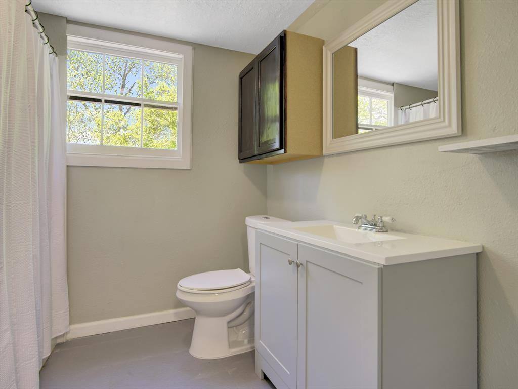 Apartment for rent at 313 N Beauregard St #1 Upstairs, Alvin, TX 77511