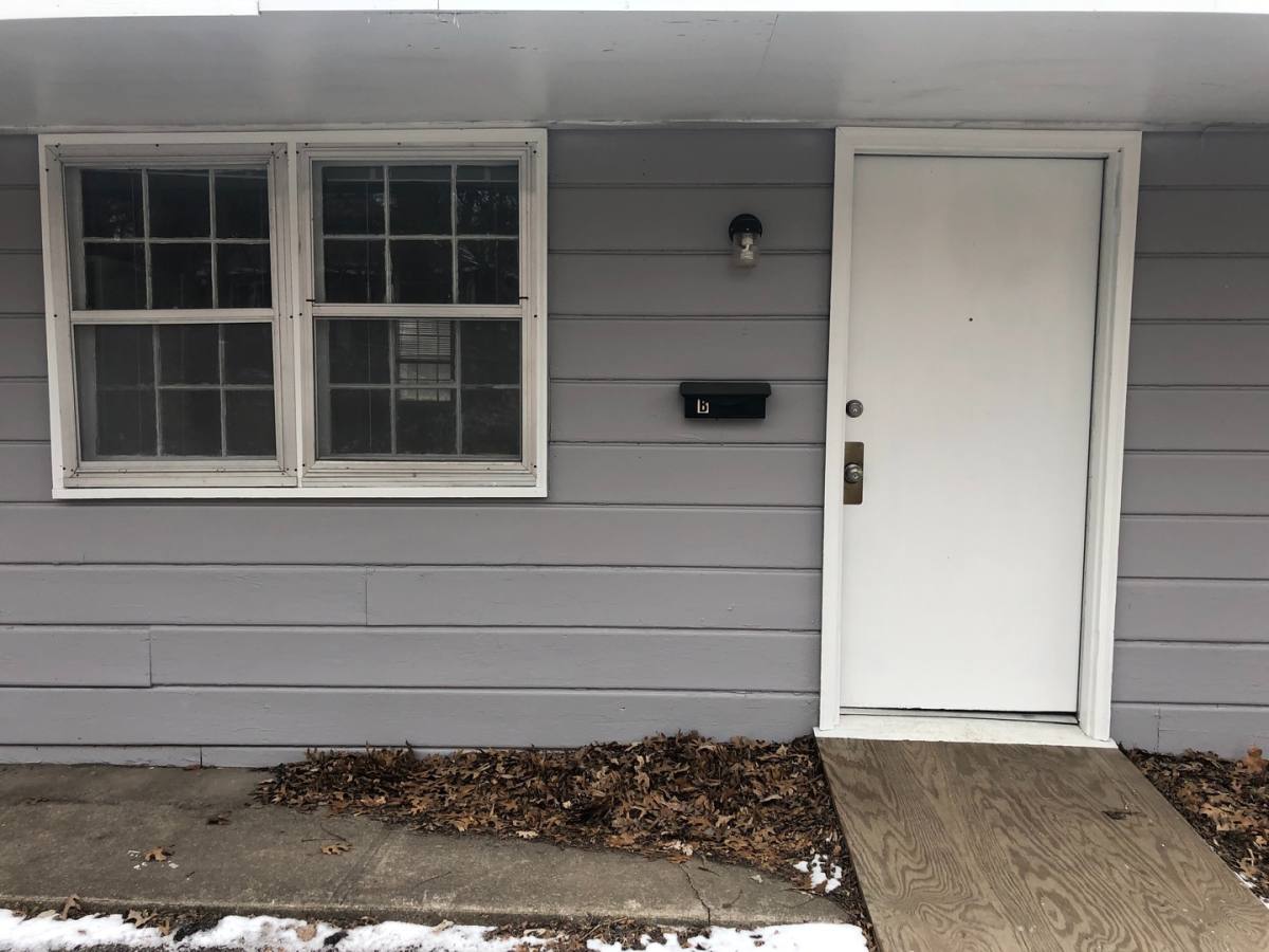 Apartment for rent at 104 W Hudson, Pittsburg, KS 66762