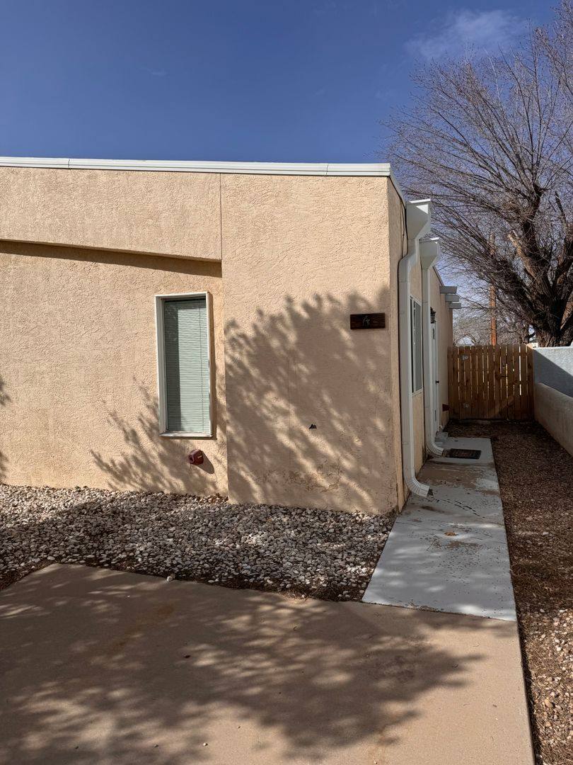 Apartment for rent at 1109 W 7th, Roswell, NM 88201