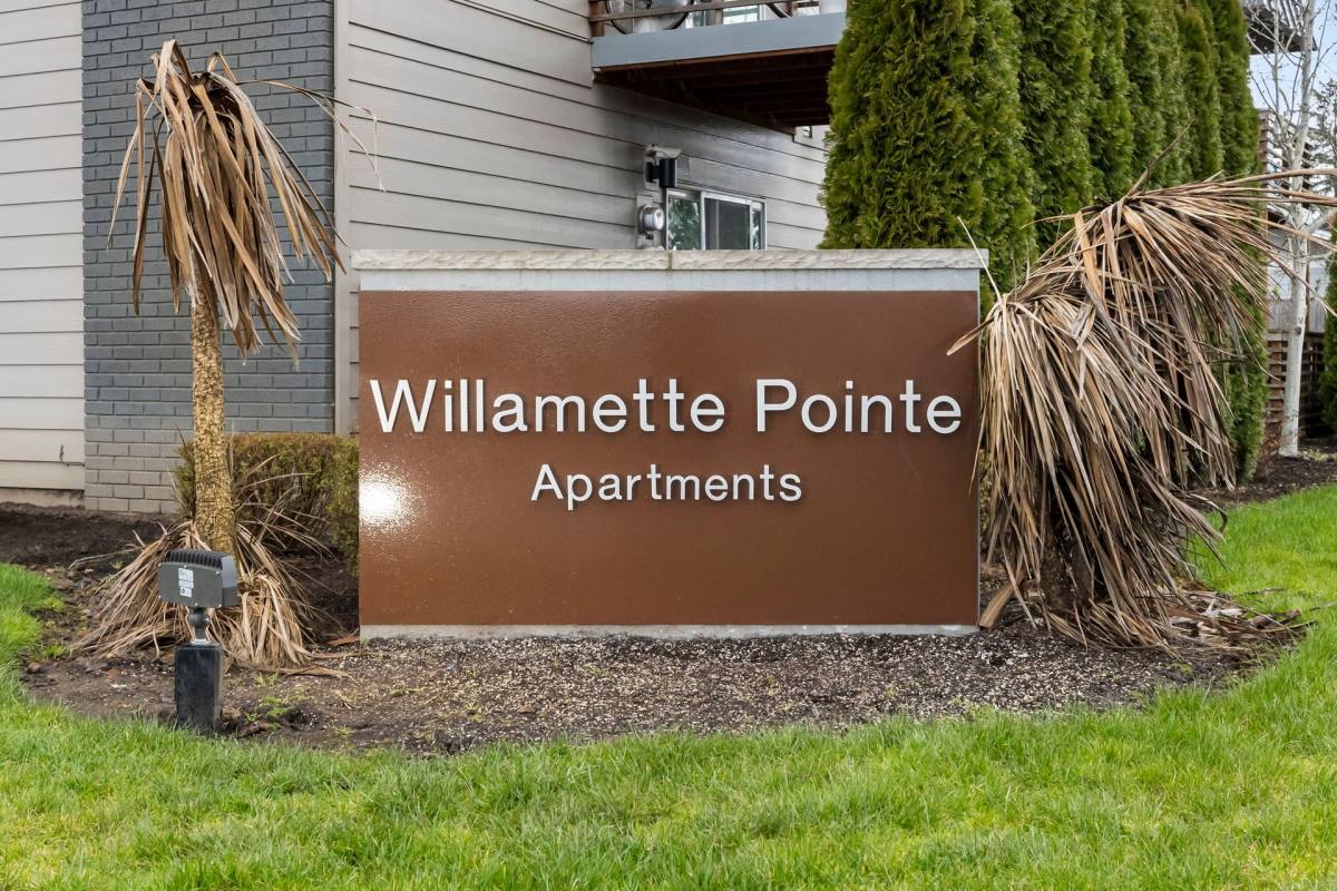 Apartment for rent at 1570-1590 James St, Woodburn, OR 97071