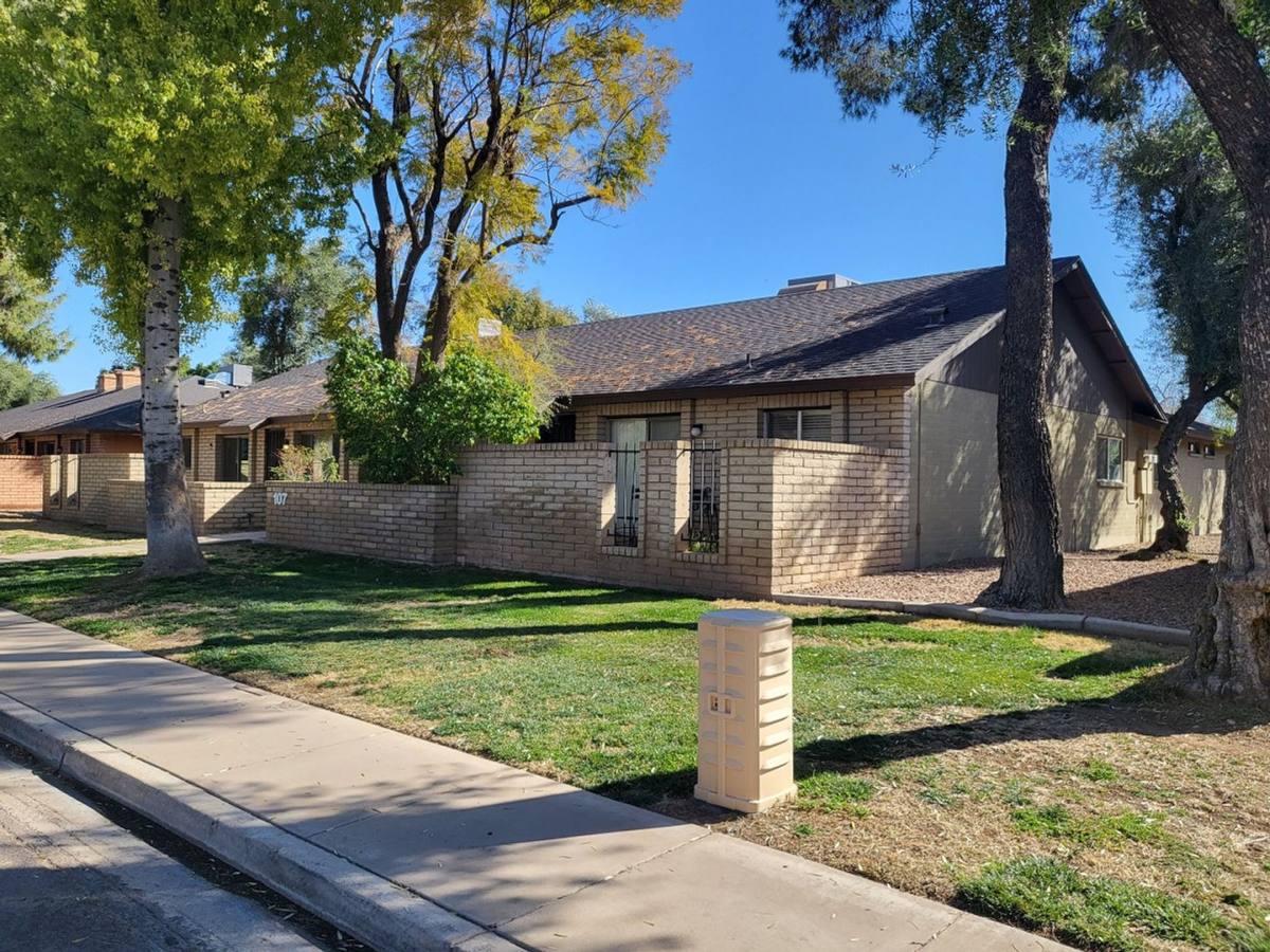 House for rent at 107 W Loma Vista Dr, Tempe, AZ 85282