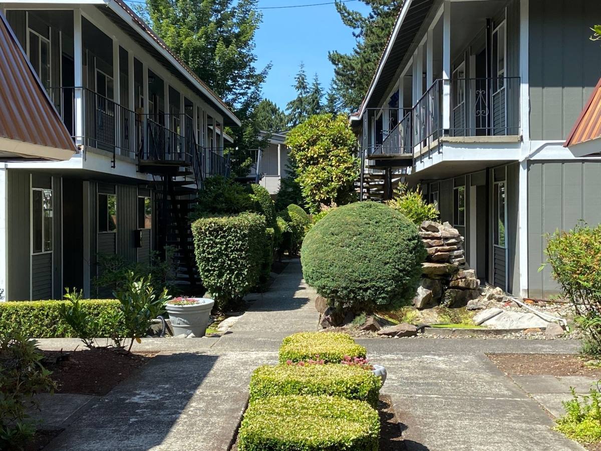 Apartment for rent at 10226 SE 6th St, Bellevue, WA 98004