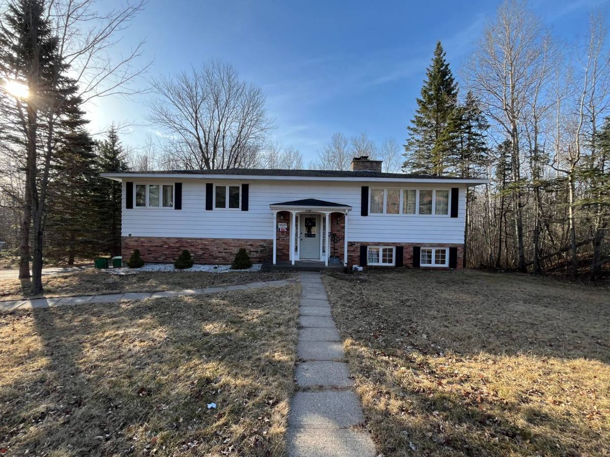 House for rent at 4810 Crosley Ave, Duluth, MN 55804