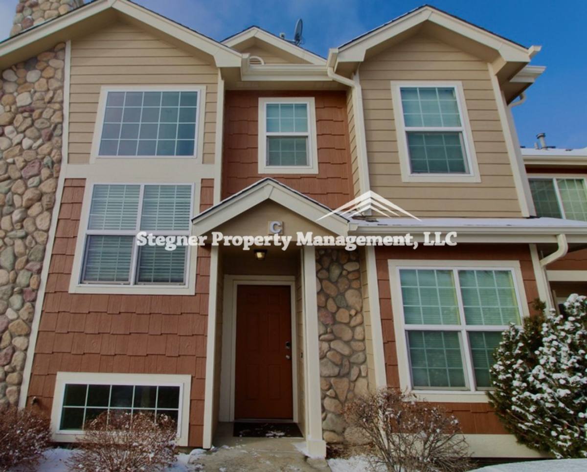 Townhouse for rent at 1602 Robertson St, Fort Collins, CO 80525