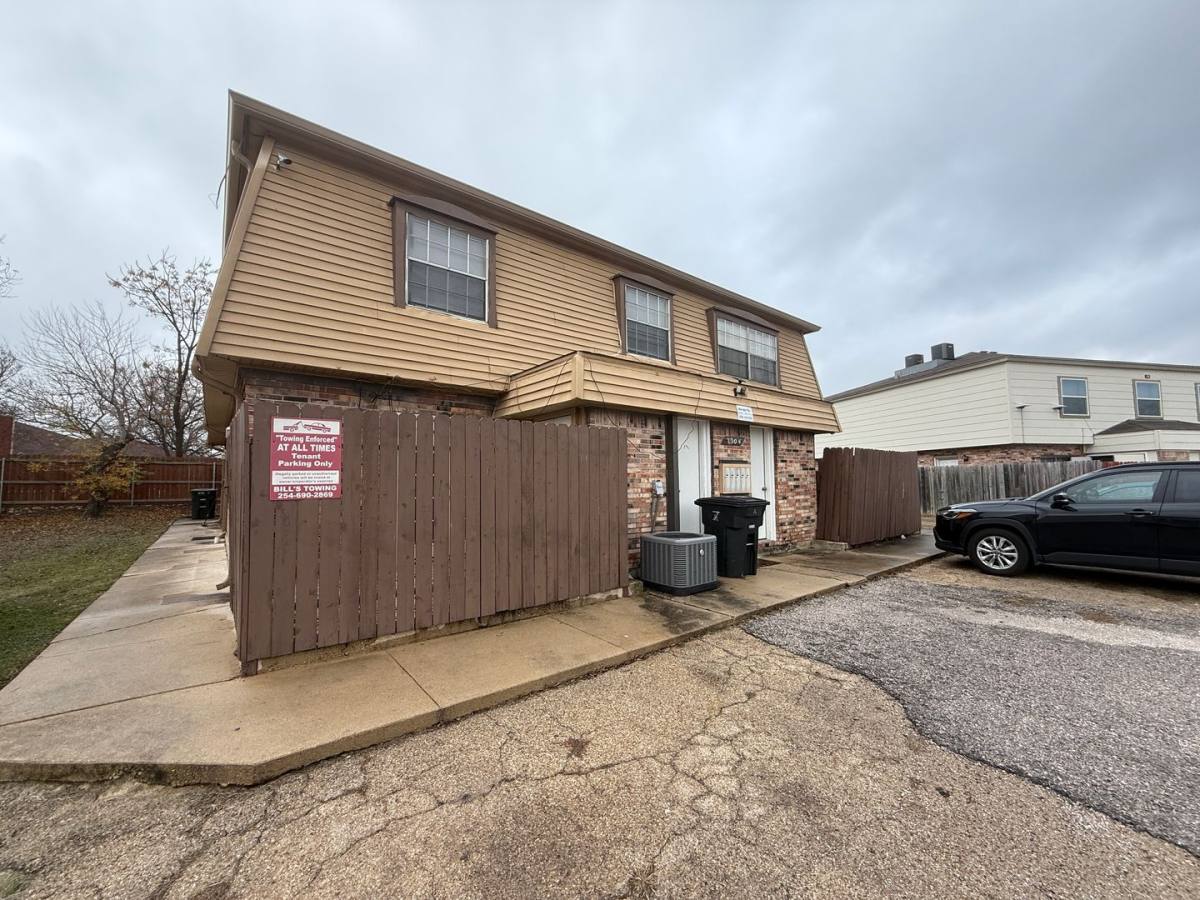 Apartment for rent at 2304 Wales Circle, Killeen, TX 76549