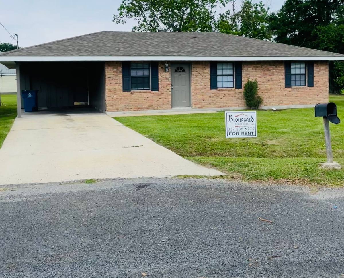 House for rent at 334 Brockton Dr, Carencro, LA 70520