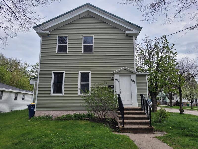 643 645 S Jefferson St #401 Cass, Green Bay, WI 54301