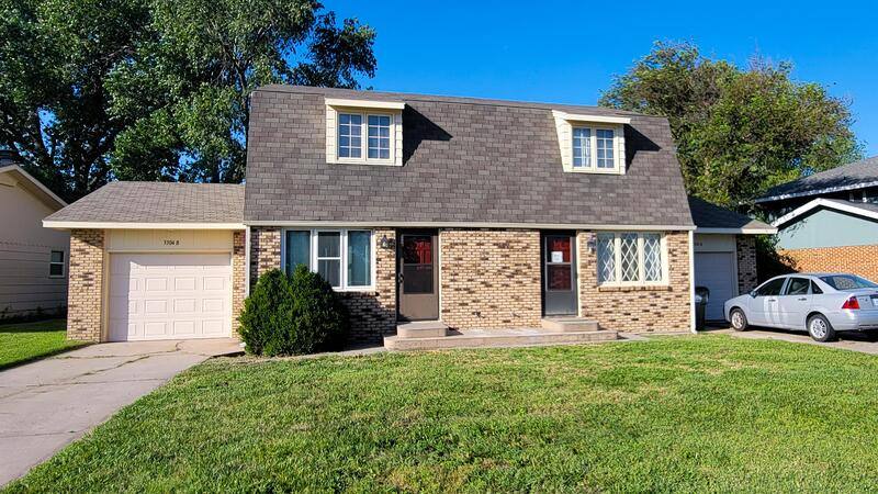 Apartment for rent at 3304 Northwestern Ave #A, Hutchinson, KS 67502