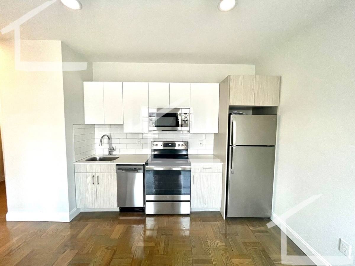 Apartment for rent at 35 Queensberry St #15, Boston, MA 02215
