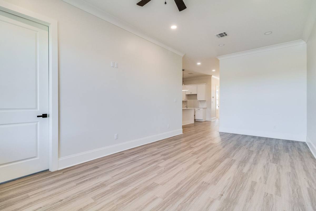 Townhouse for rent at 307 Edsall Lane, Lafayette, LA 70503