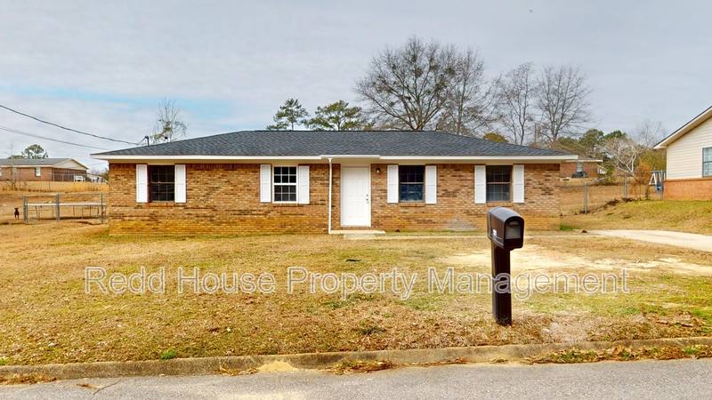 House for rent at 121 Nann St, Enterprise, AL 36330