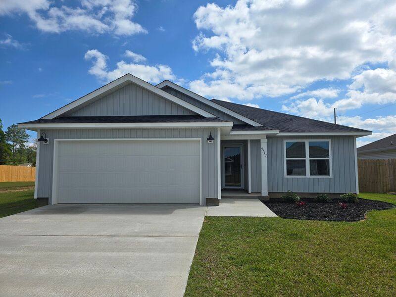 House for rent at 9733 Angel Oak Dr, Pensacola, FL 32526