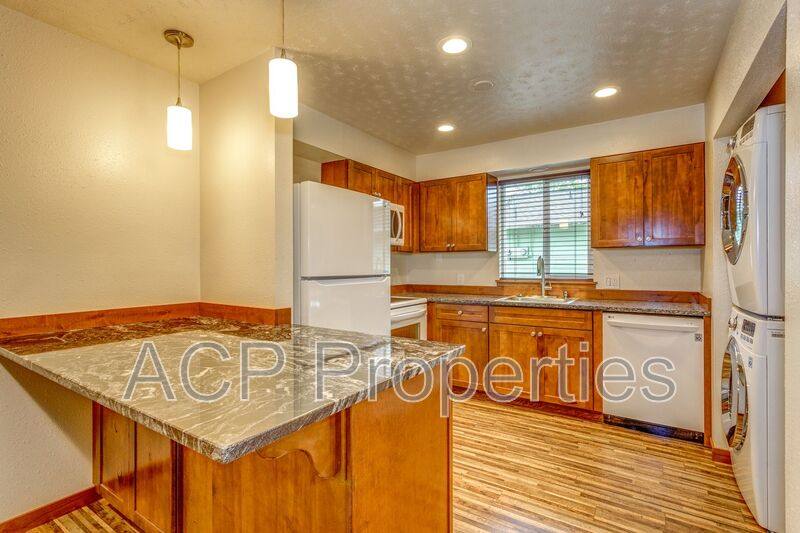 Apartment for rent at 1412 22nd St, Bellingham, WA 98225