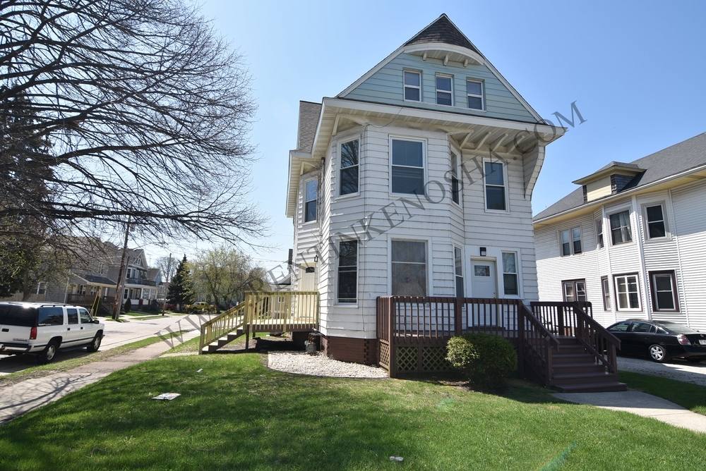 Apartment for rent at 1903 60th St, Kenosha, WI 53140