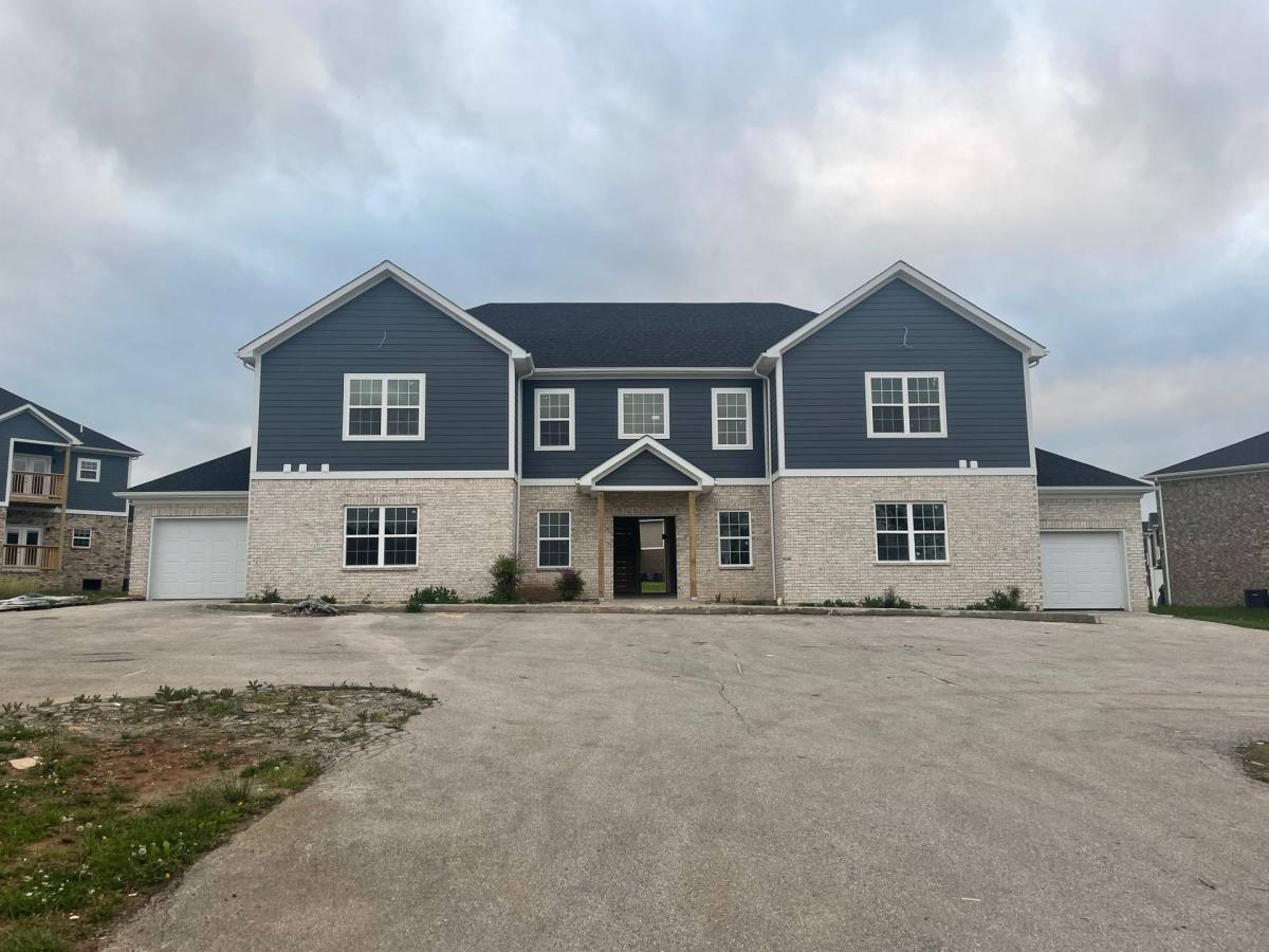 Apartment for rent at 271 Spring Creek Ave, Bowling Green, KY 42101