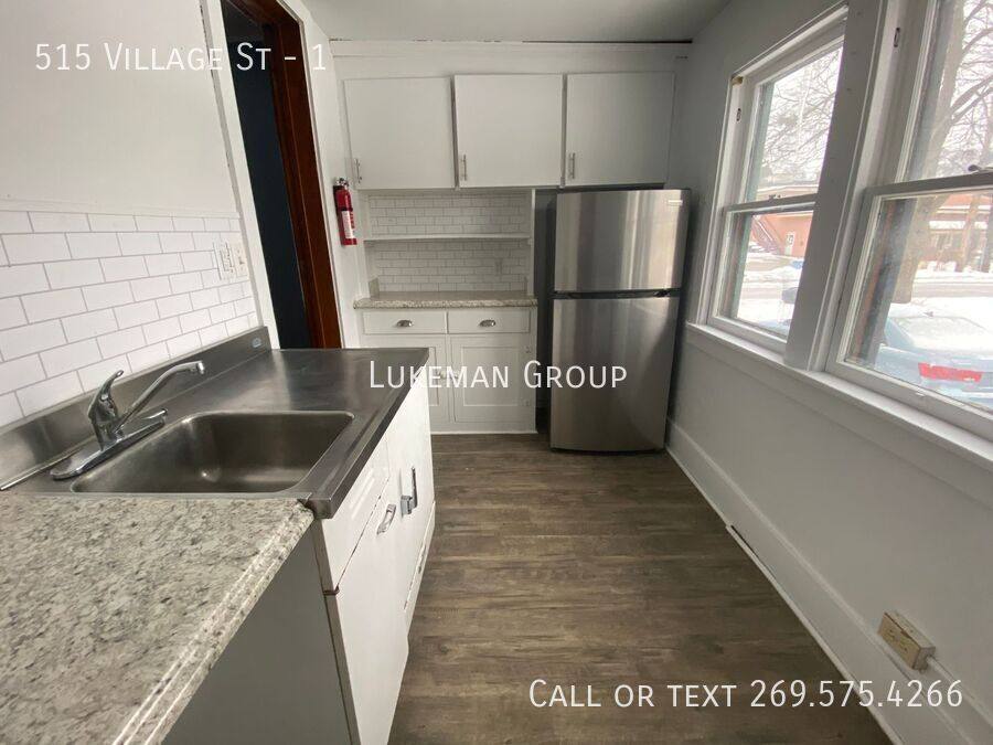 Apartment for rent at 515 Village St #1, Kalamazoo, MI 49008