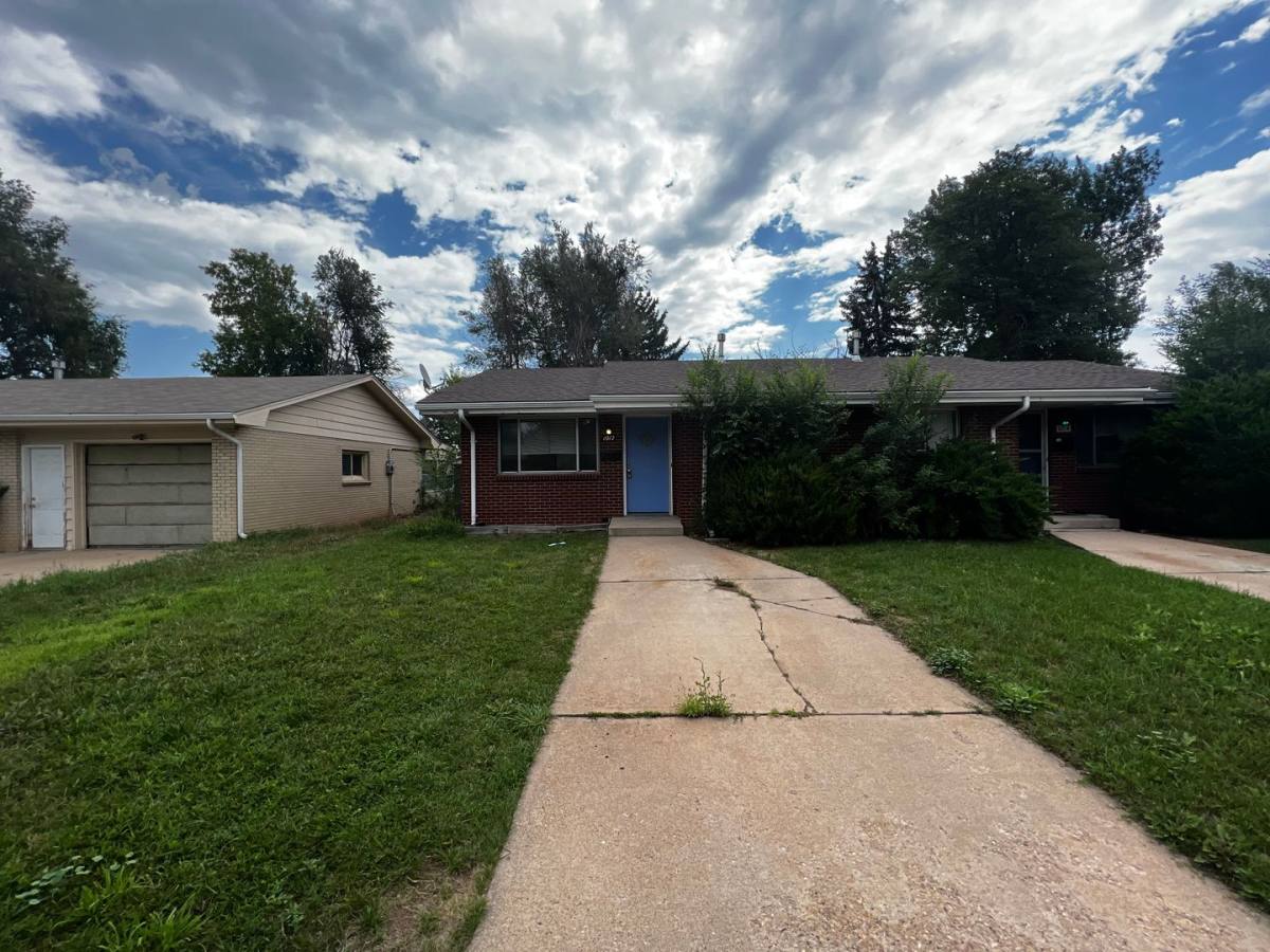 1012 Cragmore Dr, Fort Collins, CO 80521