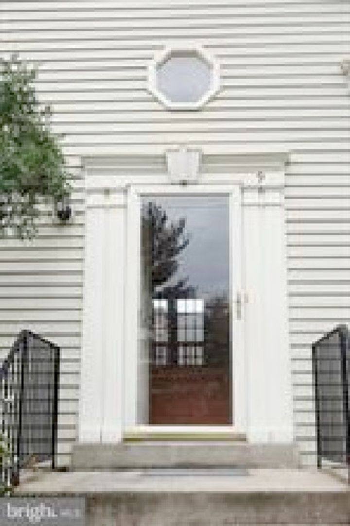 Townhouse for rent at 9 Polk Court, Gaithersburg, MD 20878