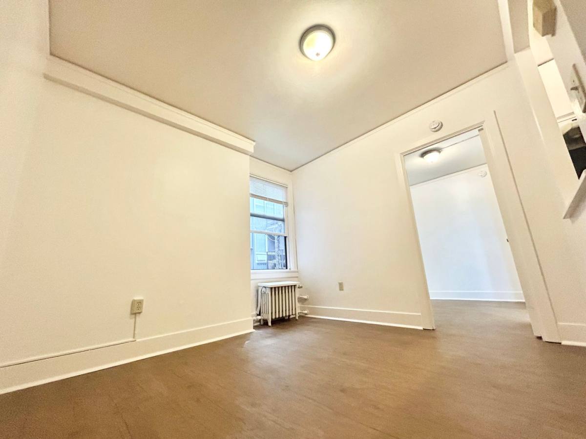 Apartment for rent at 404 E Howell St, Seattle, WA 98122