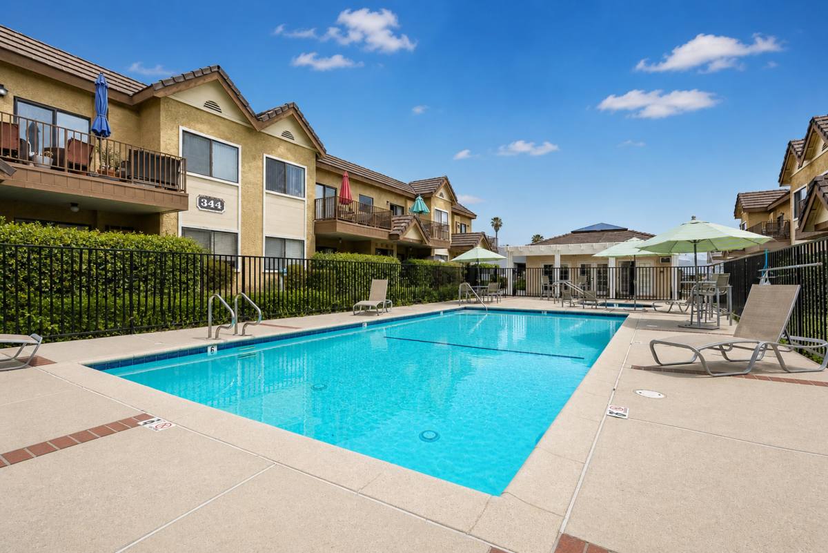 Apartment for rent at Monrovia Villas, 340 W Duarte Rd, Monrovia, CA 91016