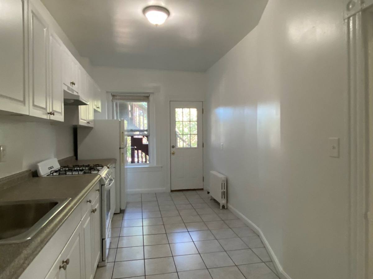 House for rent at 85 Brighton Ave #2D, Allston, MA 02134