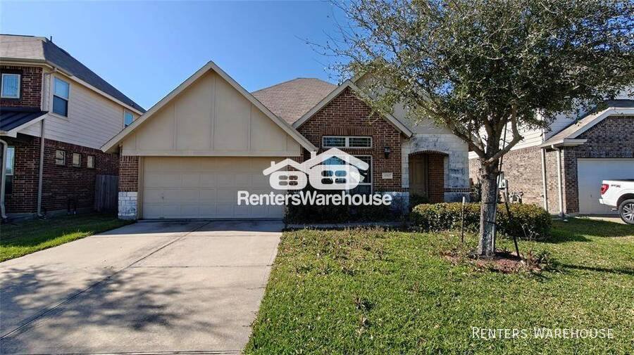 House for rent at 4911 E Chase St, Baytown, TX 77521