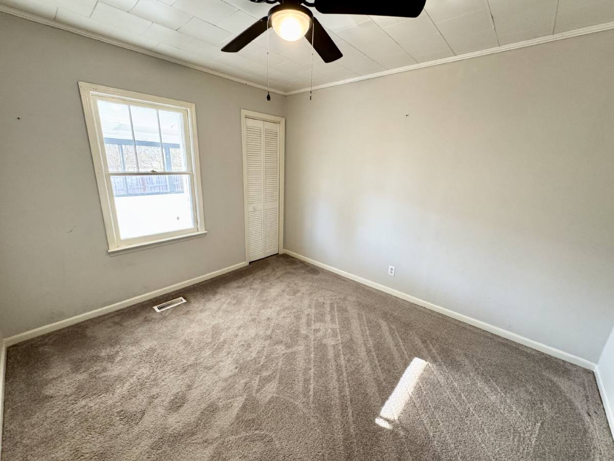 House for rent at 109 Riley St, Westminster, SC 29693