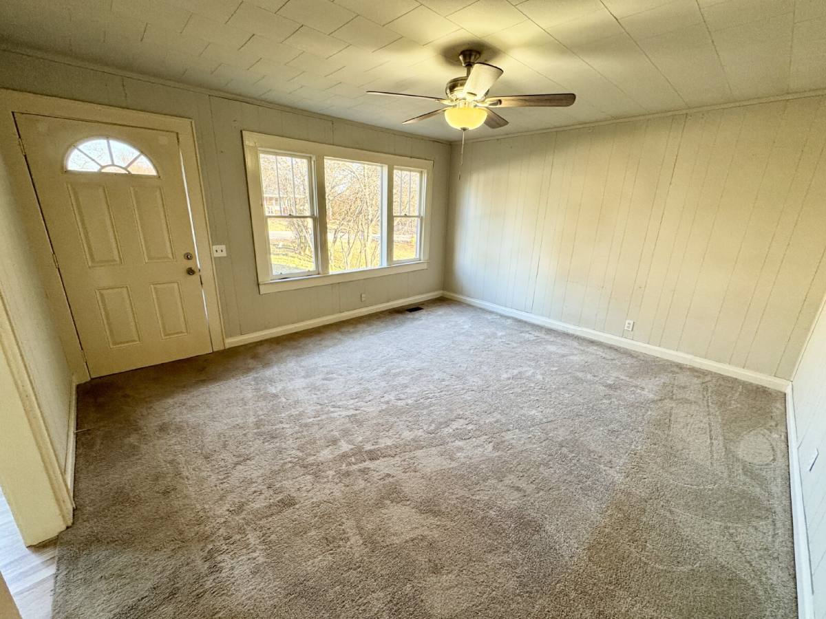 House for rent at 109 Riley St, Westminster, SC 29693