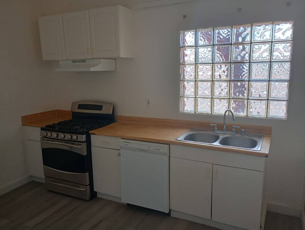 Apartment for rent at 301 N Sunshine Blvd #1, Eloy, AZ 85131