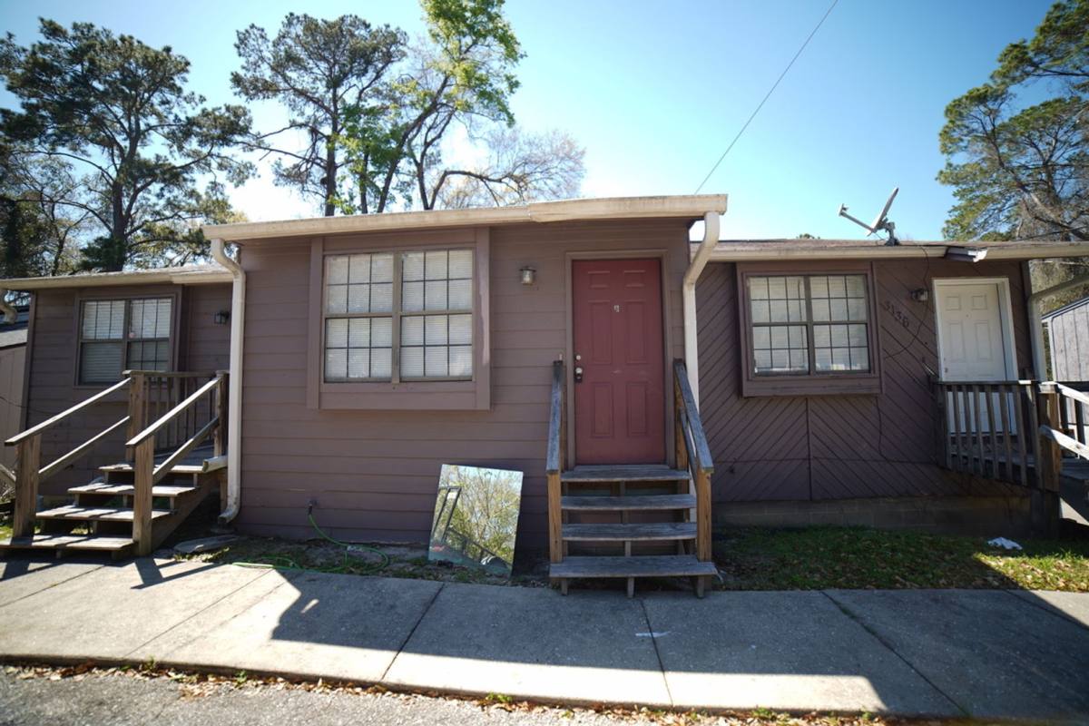 Apartment for rent at 3134-3140 Mission Rd, Tallahassee, FL 32303