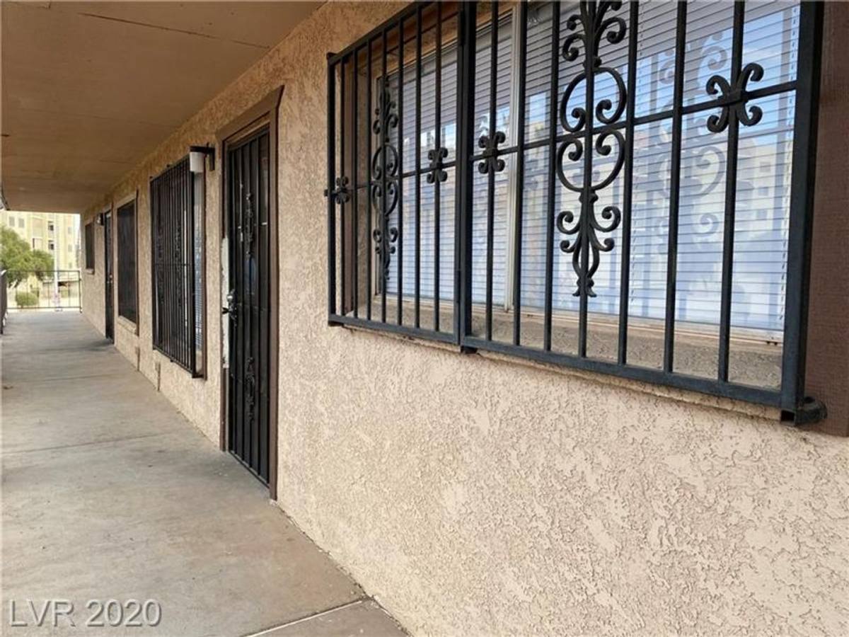 House for rent at 625 S Royal Crest Circle #8, Las Vegas, NV 89169