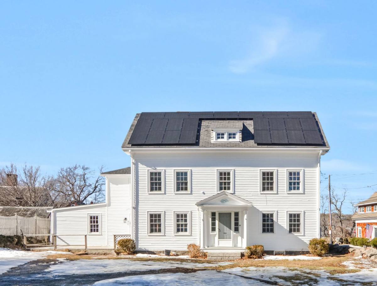 Apartment for rent at 6 Mill Lane, Rockport, MA 01966