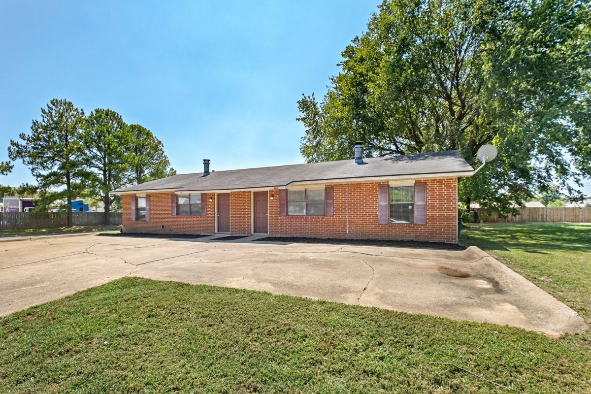 Townhouse for rent at 4453 W Acoma St, Fayetteville, AR 72704