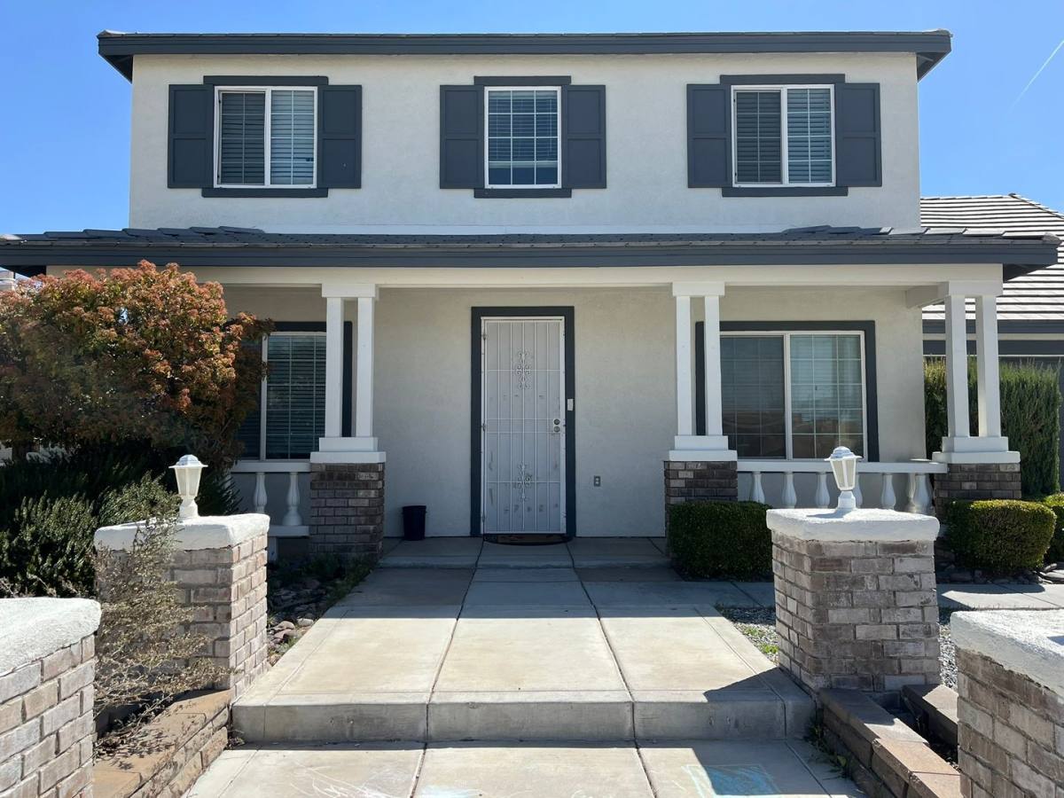 House for rent at 15115 Biltmore St, Adelanto, CA 92301